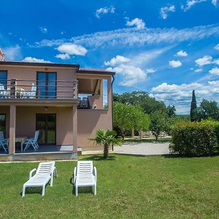 Milena 2 Apartment *